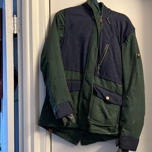 Used, Roxy snowboarding jacket. Slight rip on inner sleeve as shown